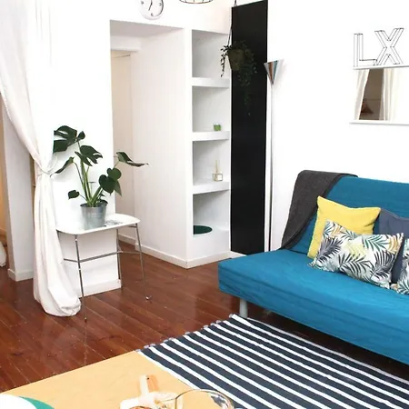 Bairro Alto Comfy And Central شقة *